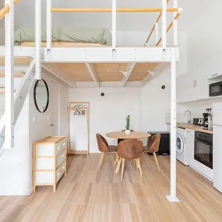 Bel Cosy Avec Mezzanine Apartment *